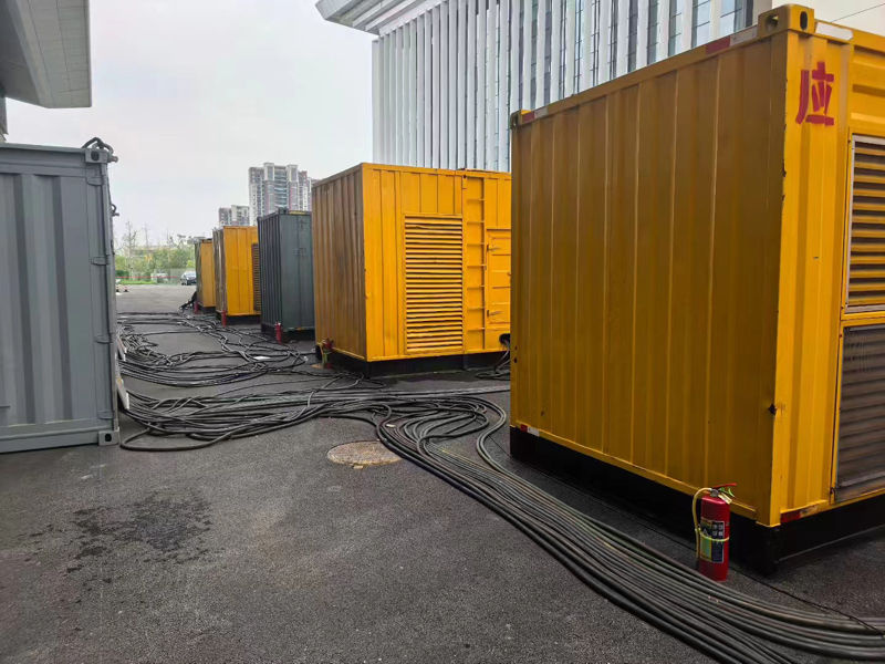 乌恰不同季节柴油发电机组保养有哪些注意事项?